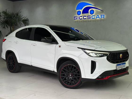 FIAT FASTBACK 1.3 TURBO 270 FLEX ABARTH AT6 FIAT FASTBACK 1.3 TURBO 270 FLEX ABARTH AT6